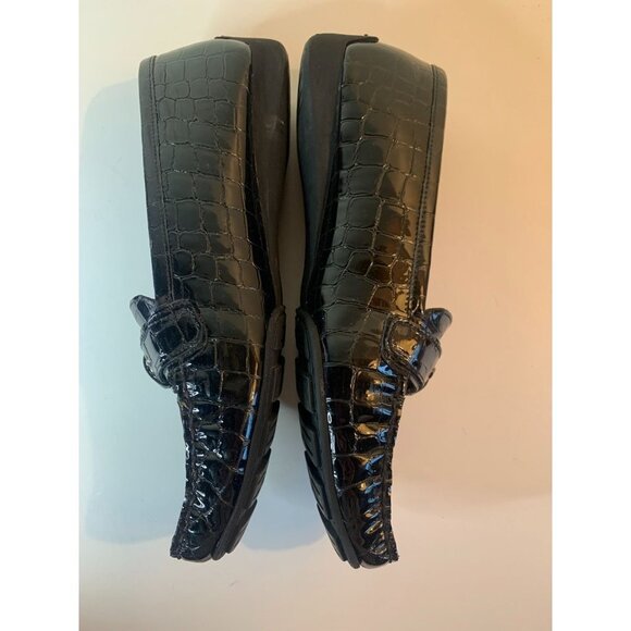 Stuart Weitzman Croc Embossed Patent Leather Loafer Shoe Black 8 M - Picture 4 of 9